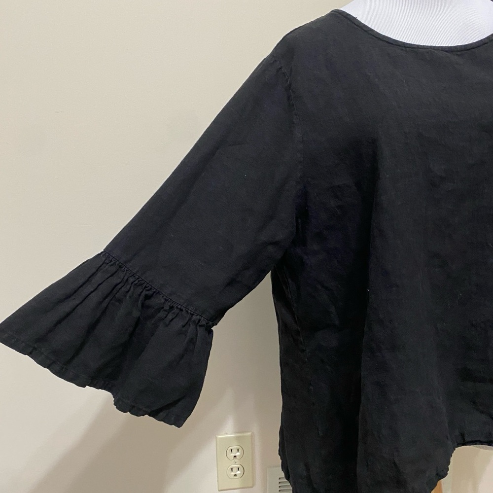 Bryn Walker Fran Linen Bell Sleeve Top Black - Picture 3 of 6